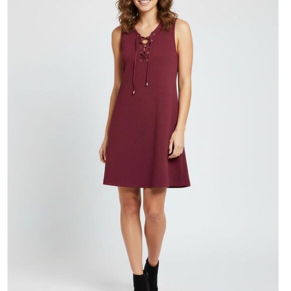 Black Swan Dresses & Skirts - Black Swan Women's Shift Dress Burgundy Quilted Lace Up Medium